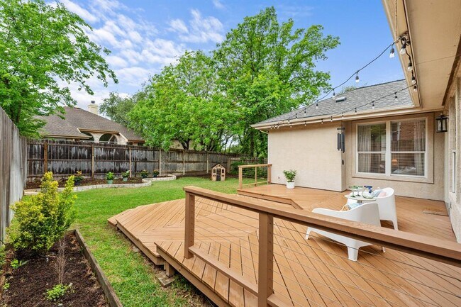 Building Photo - 11817 Lake Stone Dr