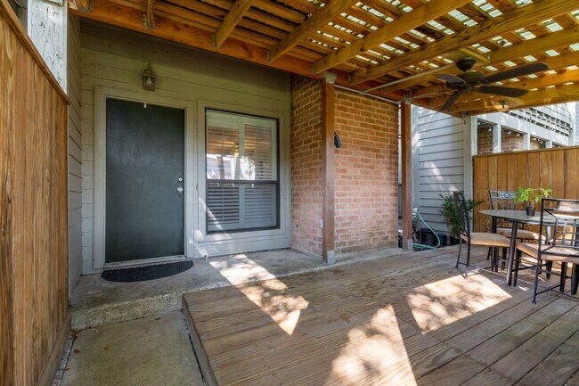 Building Photo - 1625 Prairie Grove Dr