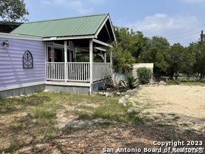 Building Photo - 517 Timberdell Dr