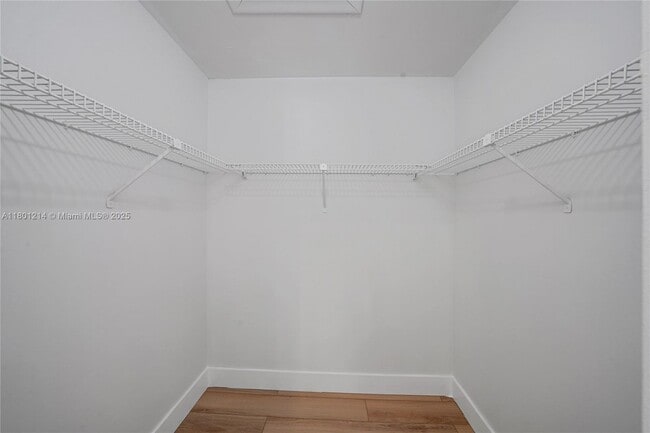 Building Photo - 7201 NW 46th Ct
