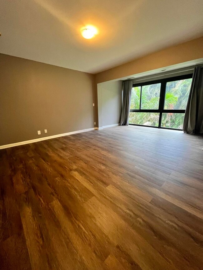 Building Photo - 1700 Presidential Way