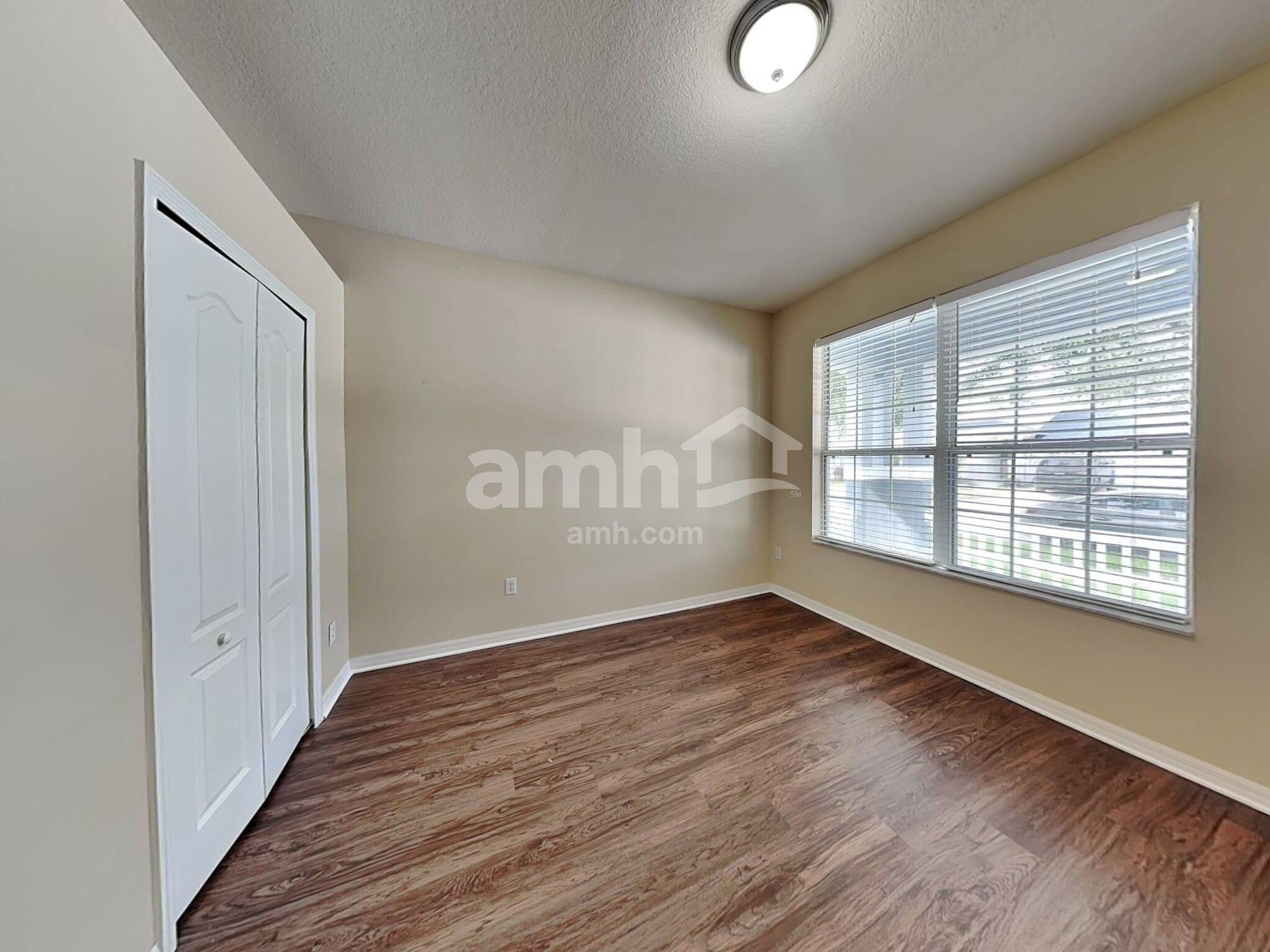 Building Photo - 4812 Sky Blue Dr