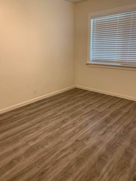 Building Photo - 938 Princess Anne Dr