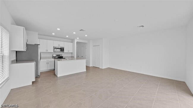 Building Photo - 17525 Paradiso Wy