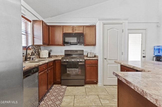 Building Photo - 13028 Alfredo Apodaca Dr