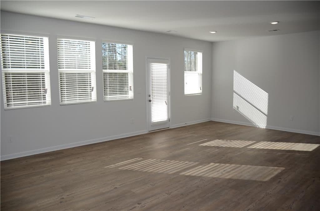 Building Photo - 1331 Pt Pl Dr