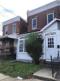 Building Photo - 118 Francis St
