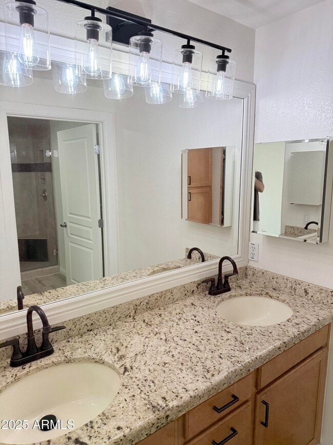 Building Photo - 11680 E Sahuaro Dr