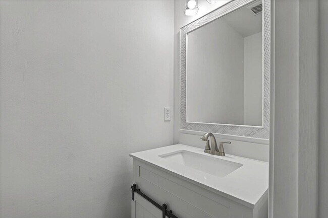 Building Photo - 2464 Elfinwing Ln