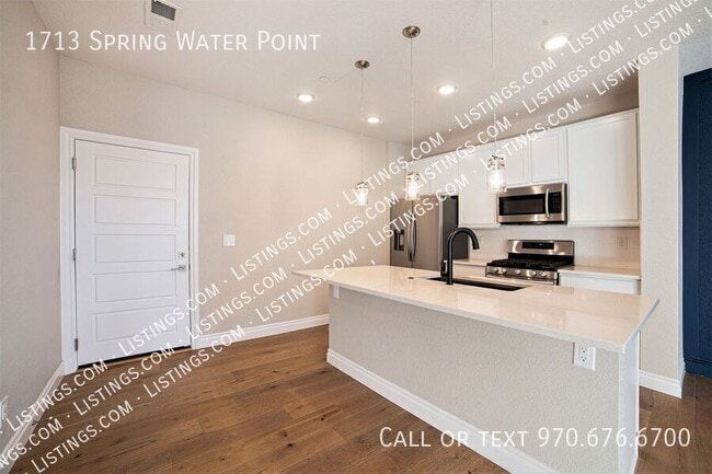 Building Photo - 1713 Spring Water Pt