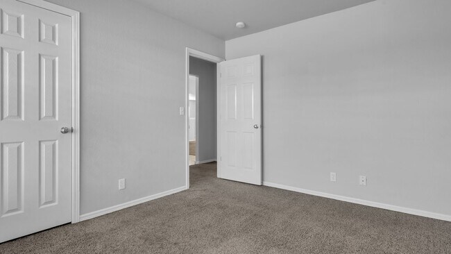 Building Photo - 3 Bed | 2 Bath in Owasso!