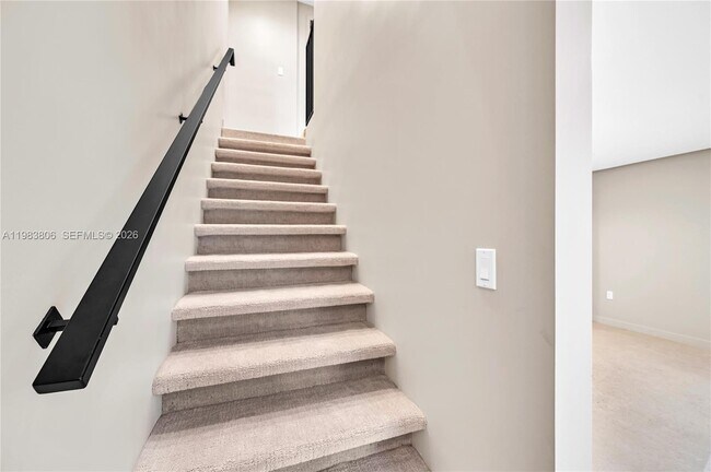 Building Photo - 2211 NE 122nd St