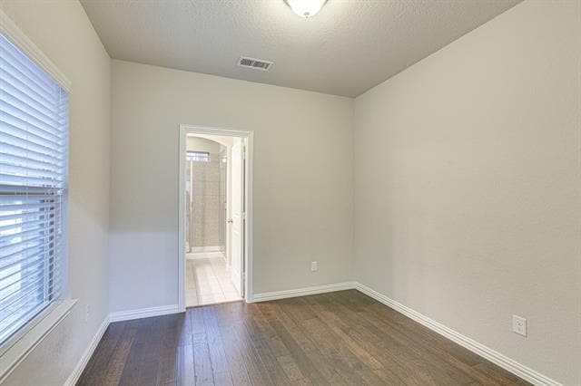 Building Photo - 4772 Bridgewater St