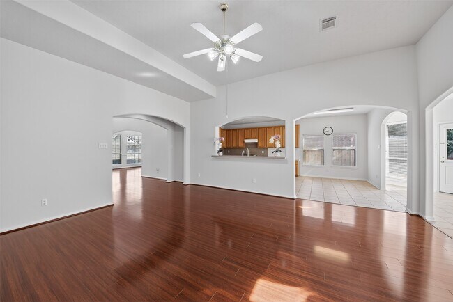 Building Photo - 7907 Swan Hollow Ct