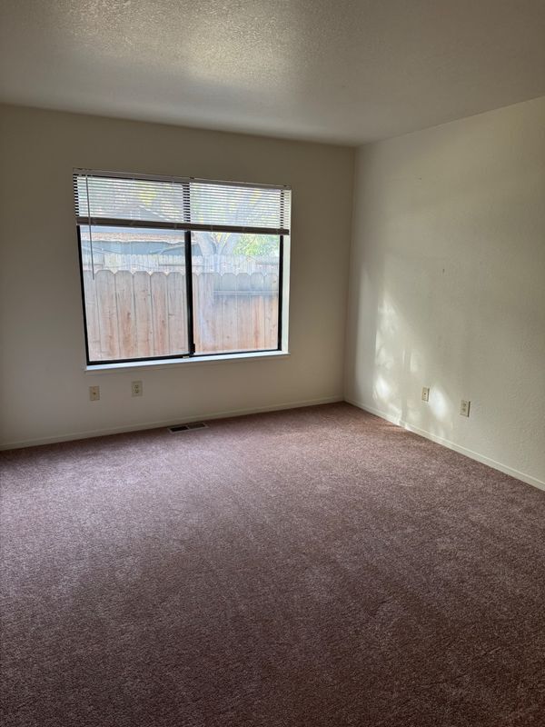 Building Photo - 1678 E St