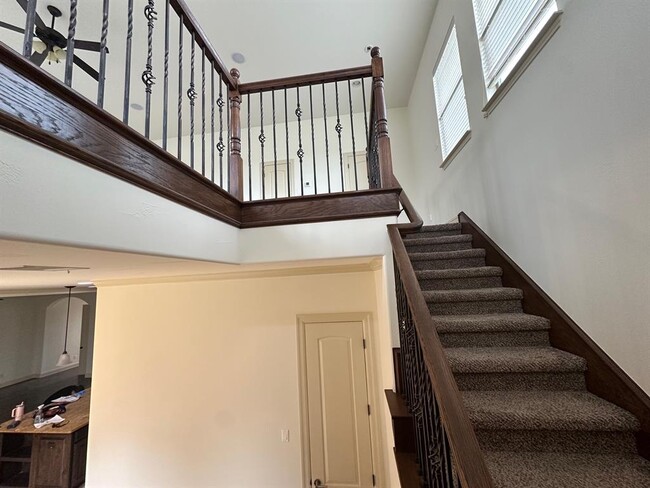 Building Photo - 906 Madison Fork Dr