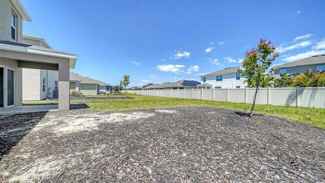 Building Photo - 12732 Lateral Root Dr