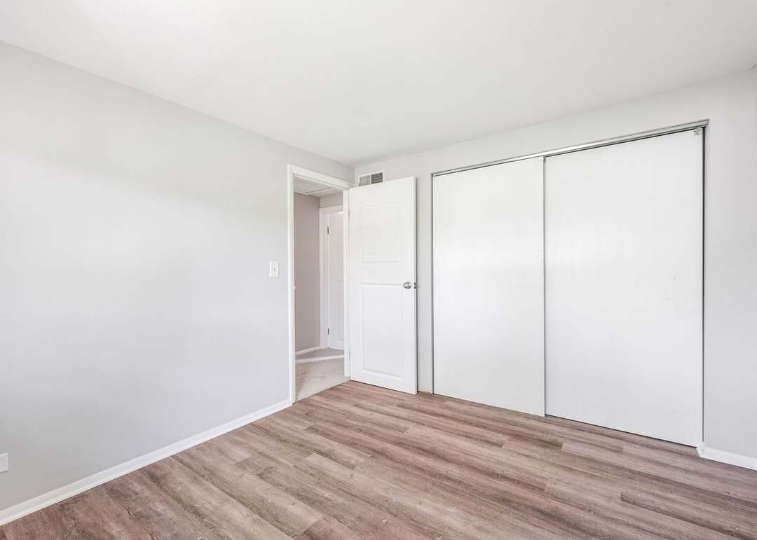 Building Photo - 3075 Kingston Ct