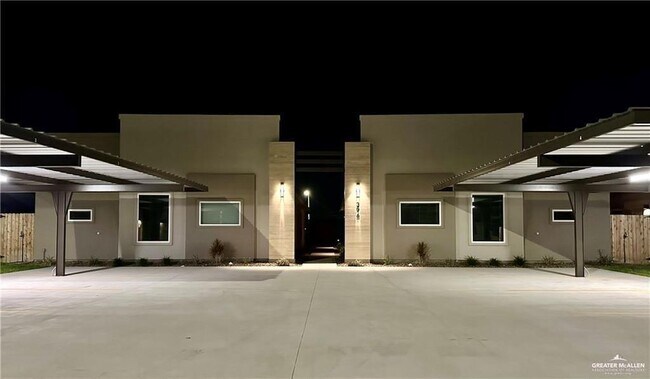 Building Photo - 3417 Duke Ave