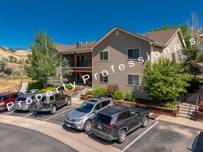 Building Photo - Wind River Apartment for Rent!