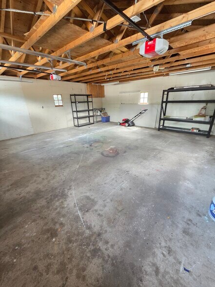 Building Photo - 3633 Windflower Cir