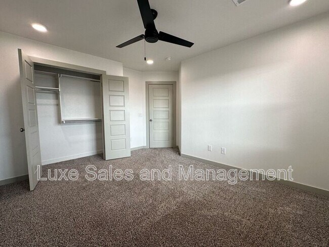 Building Photo - 7907 NW 135th Terrace