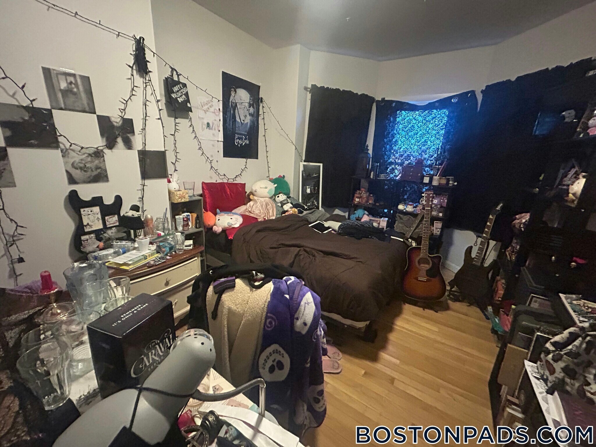 Building Photo - 160 Broadway