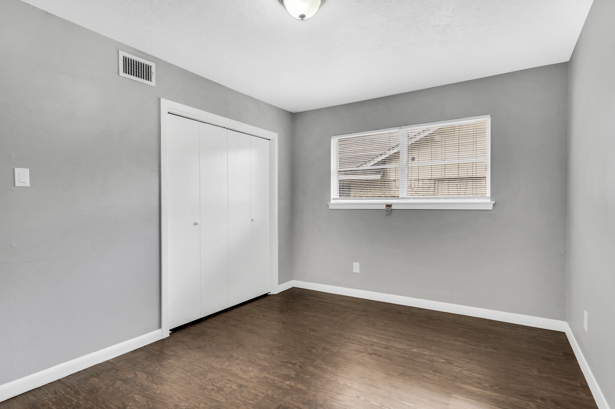 Building Photo - 10314 Antrim Ln