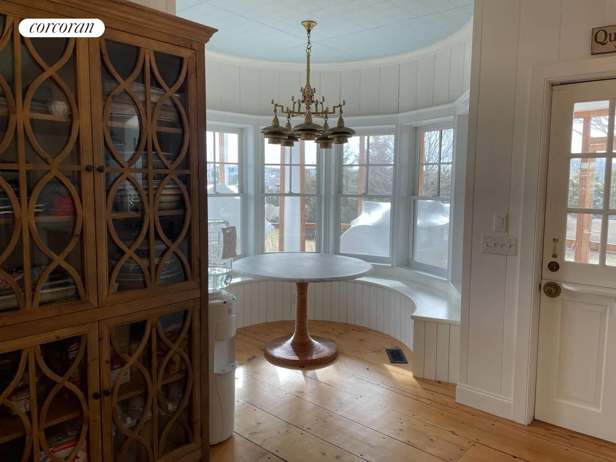 Building Photo - 33 Ogden Ln