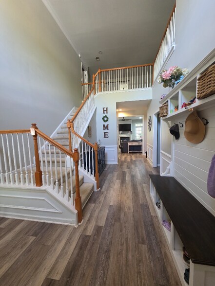Building Photo - 508 Harwich Ct
