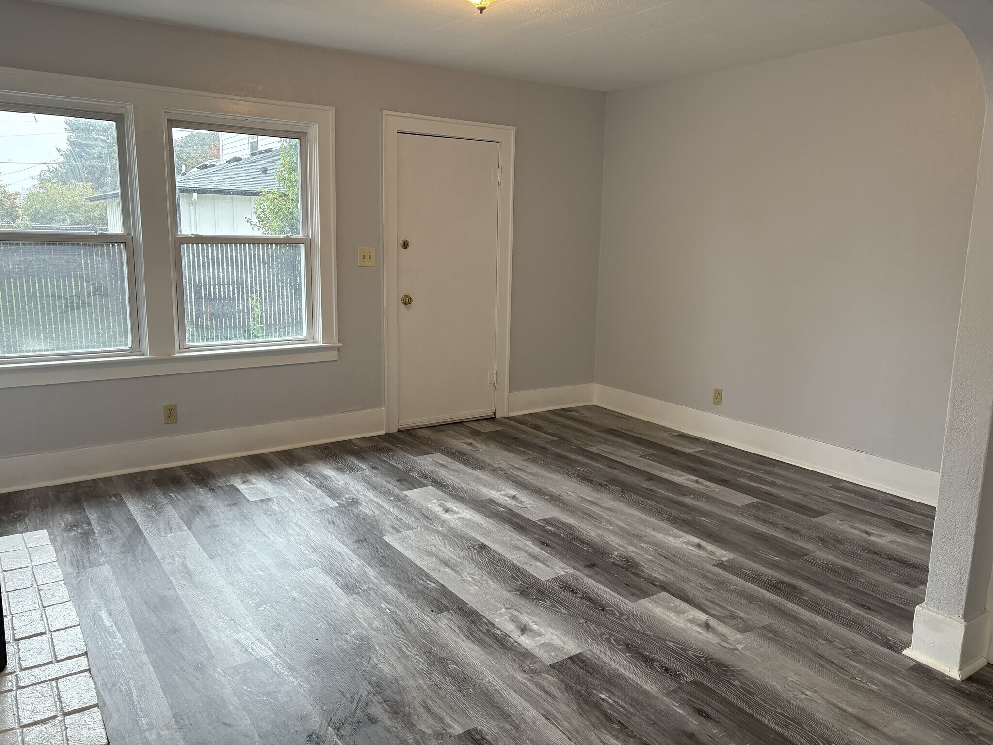 living room - 447 16th St SE