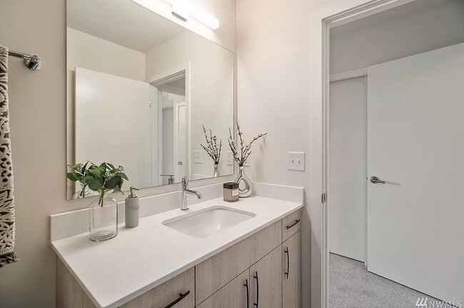 2nd bedroom/office private bathroom - 9268 50th Ave S