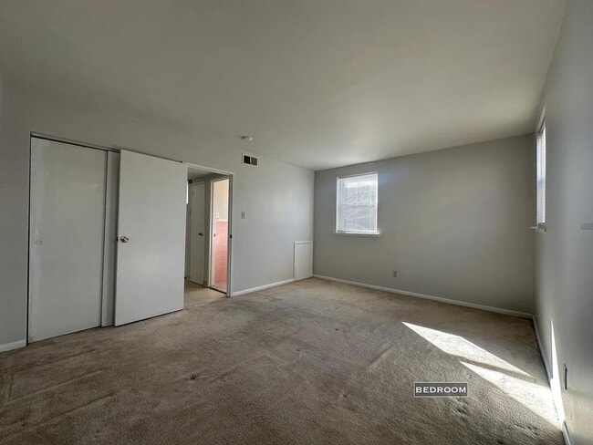 Building Photo - 4525 Lardner St