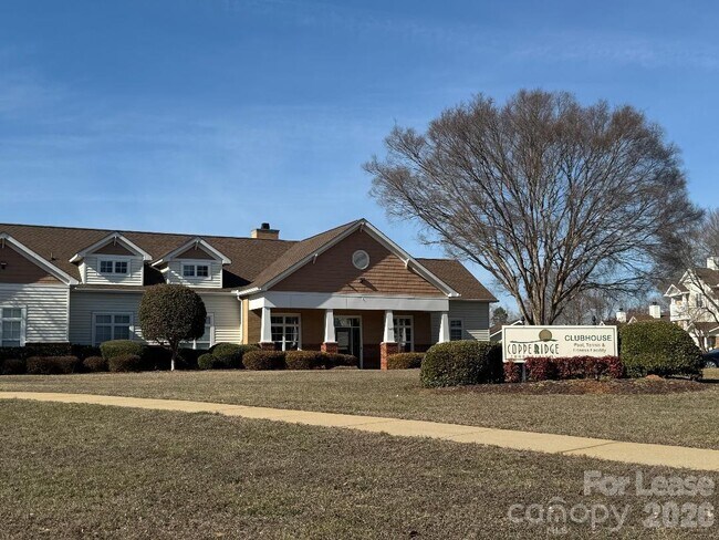 Building Photo - 16412 Redstone Mountain Ln