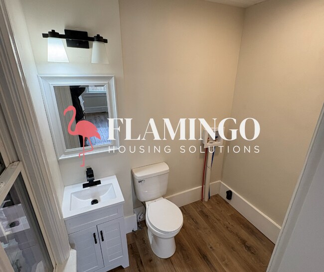 Building Photo - 33 Perrine St