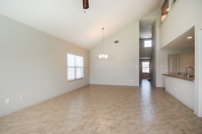 Building Photo - 2602 Ski Lodge Dr