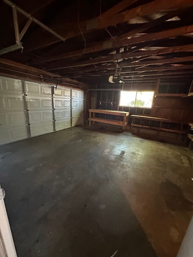 Building Photo - 564-568 7th St