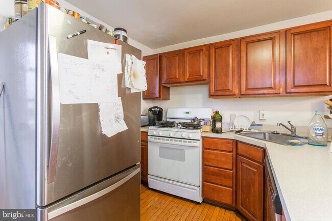 Building Photo - 3942 Delancey St
