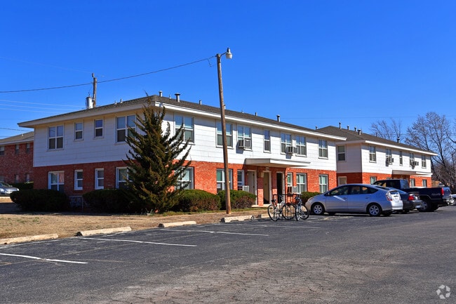 Primary Photo - Ray Apartments
