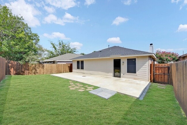 Building Photo - 1012 Triple Crown Dr