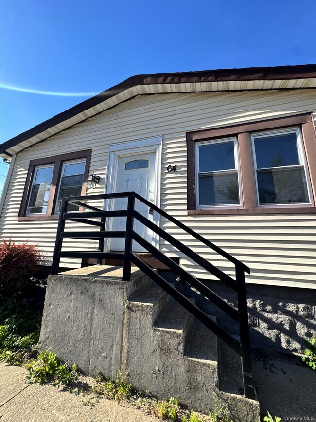 Building Photo - 64 Sprague Ave