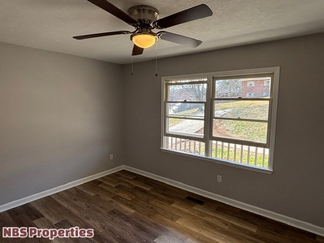 Building Photo - 4520 Ventura Dr