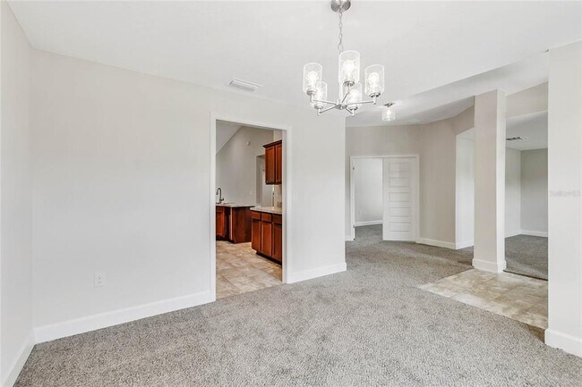 Building Photo - 430 Big Sioux Ct