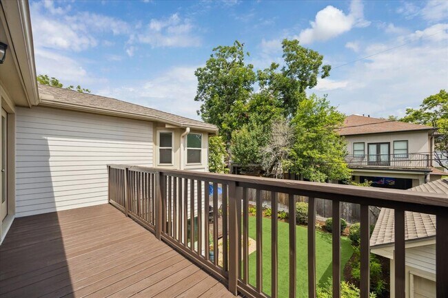 Building Photo - 3112 Rice Boulevard