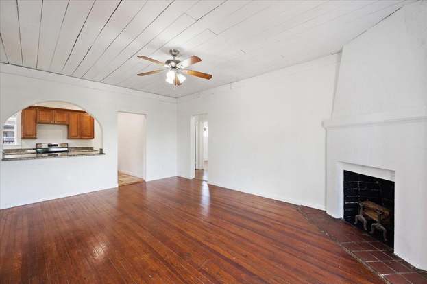 Building Photo - 301 Central Dr