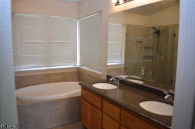 Building Photo - 3116 Forest Lake St