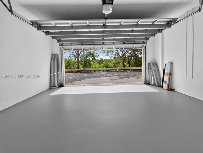Building Photo - 625 SW 146th Terrace