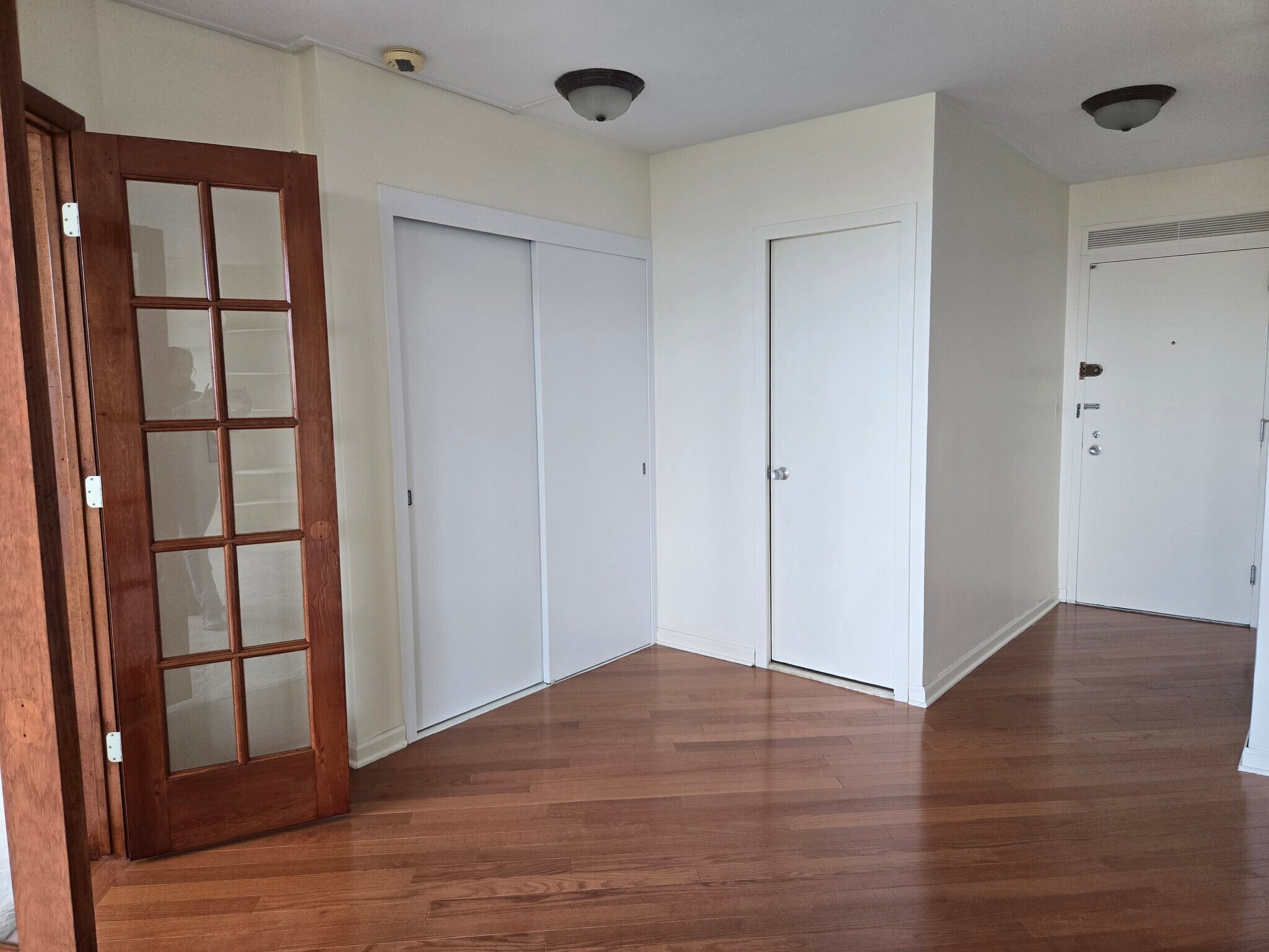 Building Photo - 1550 N Lake Shore Dr