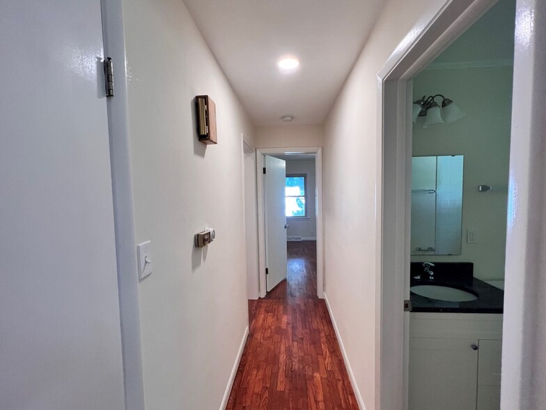 Hallway - 1808 Bellamy Dr