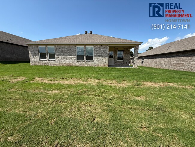 Building Photo - 110 E Fredonia Ct